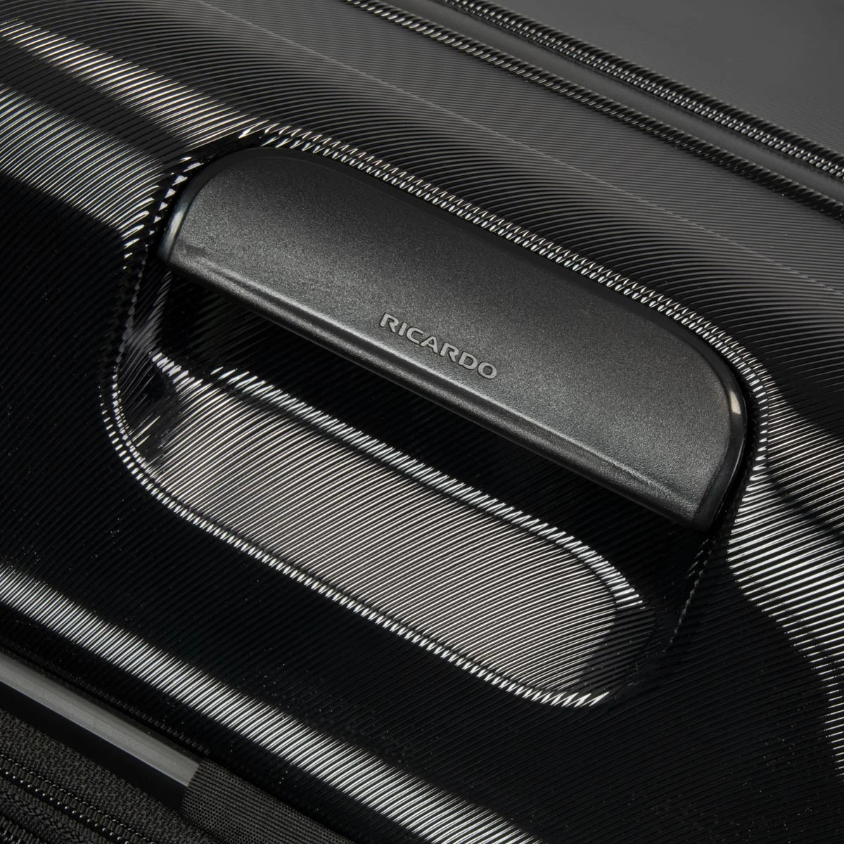 Ricardo Beverly Hills Rodeo Drive 2.0 Large Check-In Spinner 8 Ricardo Beverly Hills Rodeo Drive 2.0 Large Check-In Spinner - Image 8