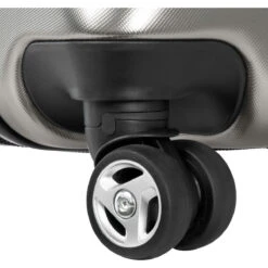 Skyway Glacier Bay 28" Large Check-In Spinner -Travel Luggage 762 29 040 4VP QW