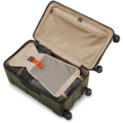 Briggs & Riley Torq Medium Trunk Spinner -Travel Luggage QUT228SP 23i2 2000x f2985055 de12 4340 ac94 26b777850f95