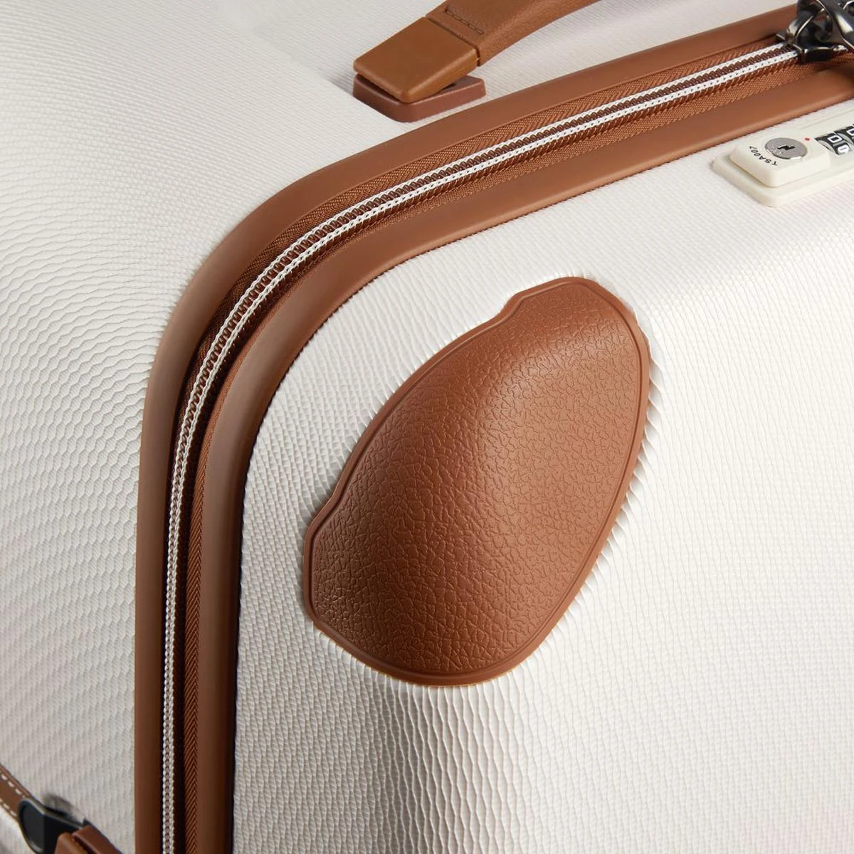 Delsey Chatelet Air 2.0 26" Trunk Spinner 15 Delsey Chatelet Air 2.0 26" Trunk Spinner - Image 15