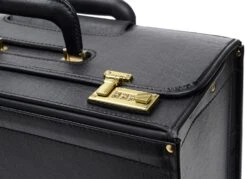 Korchmar Defender Vinyl 18" Wheeled Litigation Case -Travel Luggage korchmar defender vinyl 18 wheeled pilot case 64