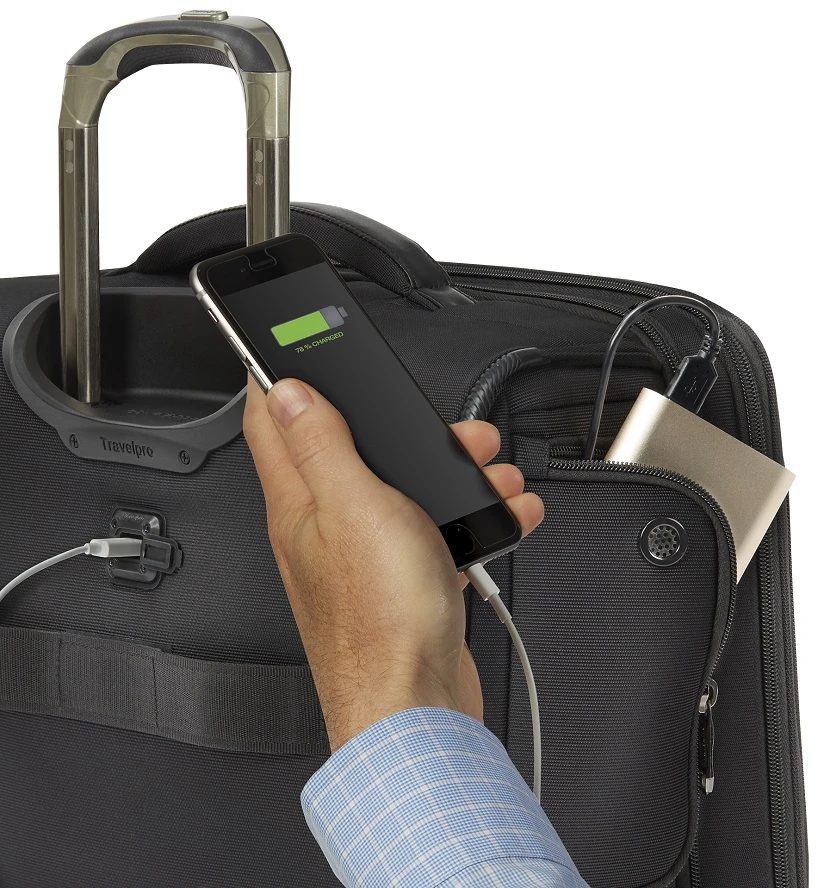 Travelpro Crew Executive Choice 2 Wheeled Brief 4 Travelpro Crew Executive Choice 2 Wheeled Brief - Image 4